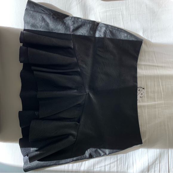 Bundle 3, get third free! Zara leather mini skirt size medium NWT - Picture 9 of 9